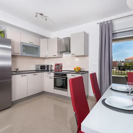 Bingo Apartment *